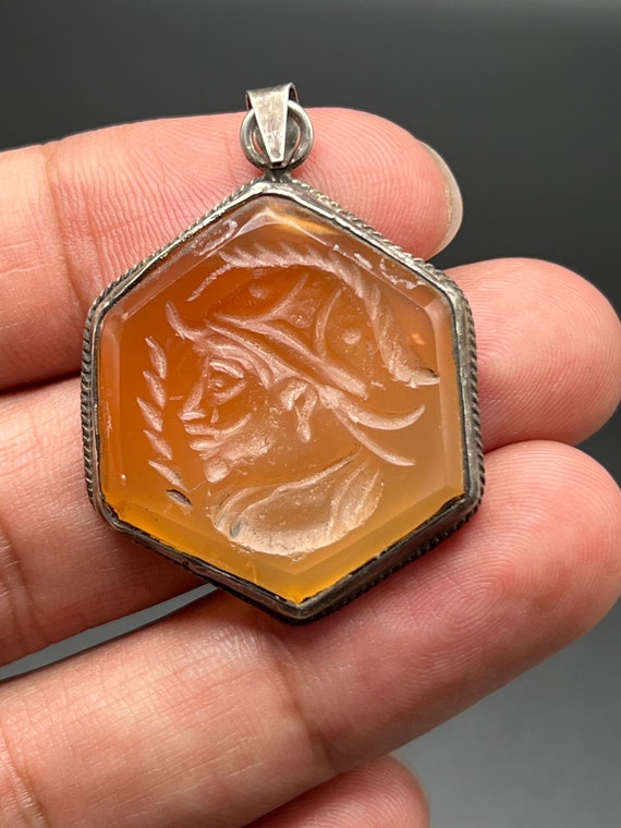 Ancient Medieval Intaglio Seal Agate Stone Pendant - image 1