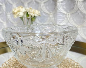 Vintage Dreibein Fuß Klarglas Rosen und Bögen Schüssel