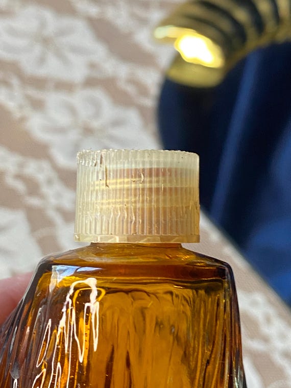 Vintage AVON Collectible Glass Faithful Laddie Dog Perfume Bottle View 5