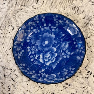 Antique Blue and White Catch-all Plate