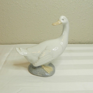 その他 NAO HANDCRAFTED PORCELAIN Made in SPAIN Amazon.com: NAO Spanish Art (White-Red). Porcelain Flamenco Figure