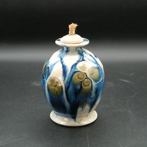 Studio Art Pottery Öllampe, signiert KDA, 14 cm hoch
