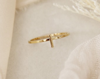 Anel de cruz, anel delicado de cruz, presente de joia cristã, pequeno anel de cruz de ouro, joia de fé, presente cristão, joia de Jesus, cruz do dia a dia