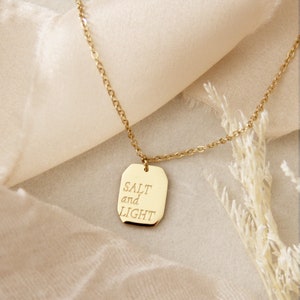 Mama sue's salt cheap and light necklace