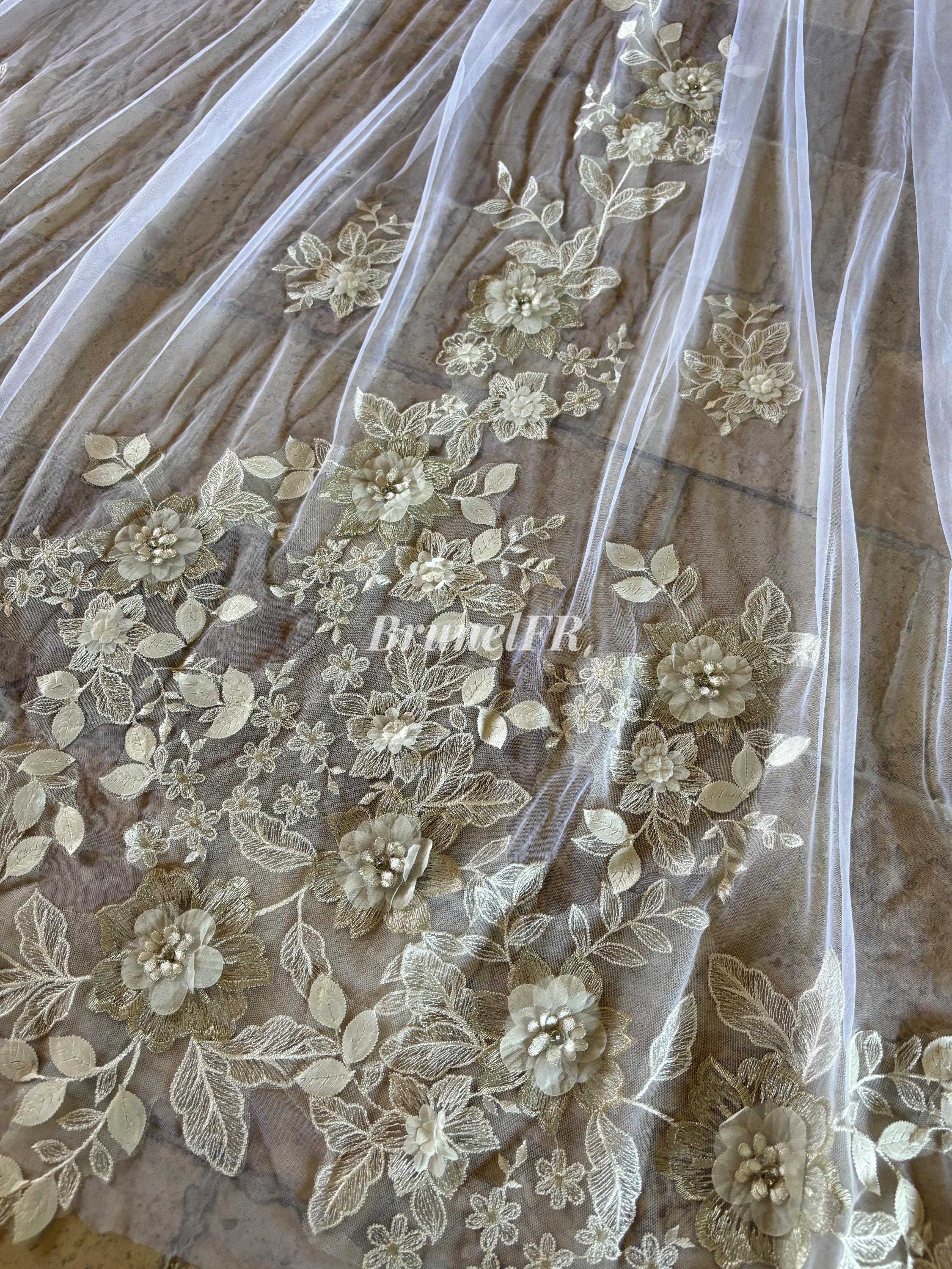 White Blusher Veil 3D Floral Wedding Double Layer Bridal Veil Custom Veil Lace Veil with Comb Flower with Rhinestone Green Lace Bridal Veil