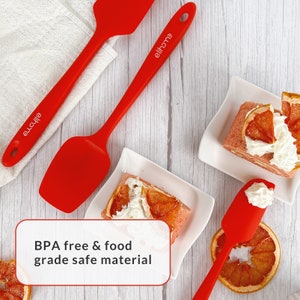 Elihome Chef Series 3 Piece Silicone Spatula Set 600 Heat Resistant Non Stick Rubber Scraper Spatulas for Cooking, Baking, and Mixing-RED
