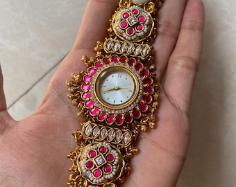 Anillo indio Kundan y perlas: Joyería nupcial de Bollywood
