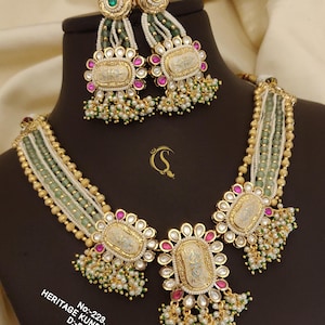 Gold Choker Necklace /Indian Gold Necklace/Indian Choker/Pearl Necklace/Temple jewelry/South Indian jewelry/Rani Haar/Pakistani jewelry