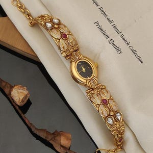 Women&#39;s Oval Watch, Gold Watch with Name,Freshwater Pearl Watch,Elegant Watch for Women,Gift for Her,Mom,Wife,Christmas Gift