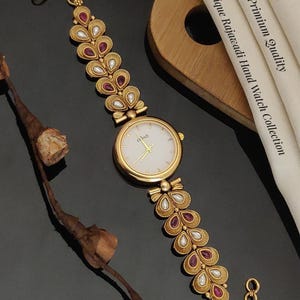 Vintage Women Watch, Gold Watch, Minimalist Watch, Dainty Watch, Vintage Watch, Dainty Gold Watch, Womens Gold Watch, Watch Gift, Watch