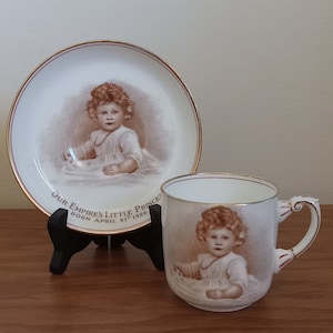 Paragon 1926 Princess Elizabeth (Queen Elizabeth II), Portrait by Marcus Adams, mug + plate, souvenir fine china