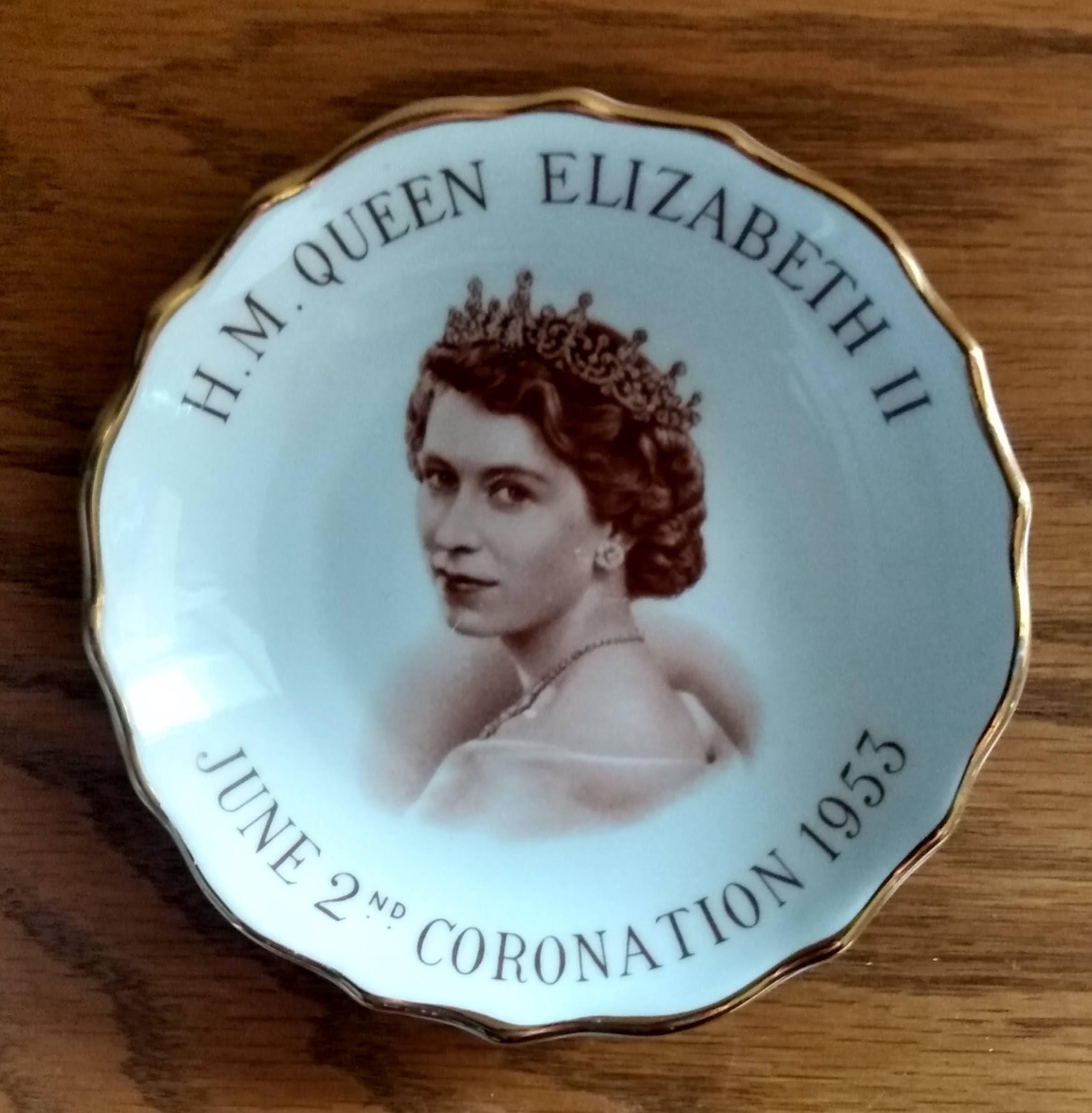  Elisabeth プレート 皿 Queen elizabeth coronation plate - Etsy 日本