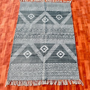 Hand Block Print Cotton Rug: Bohemian Rust & Gray Kilim Style