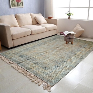 Handmade Cotton Area Rug: Bohemian Tassel Flatweave