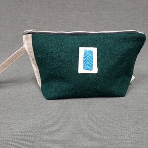 Toiletry bag with handmade fabric handle
