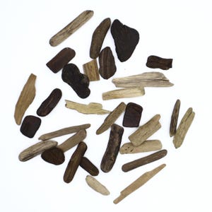 Driftwood Set Of 30 Flat Driftwood pieces Driftwood Collection Drift Wood Beach Wood Small Driftwood Decorative Driftwood Natural Drift Wood