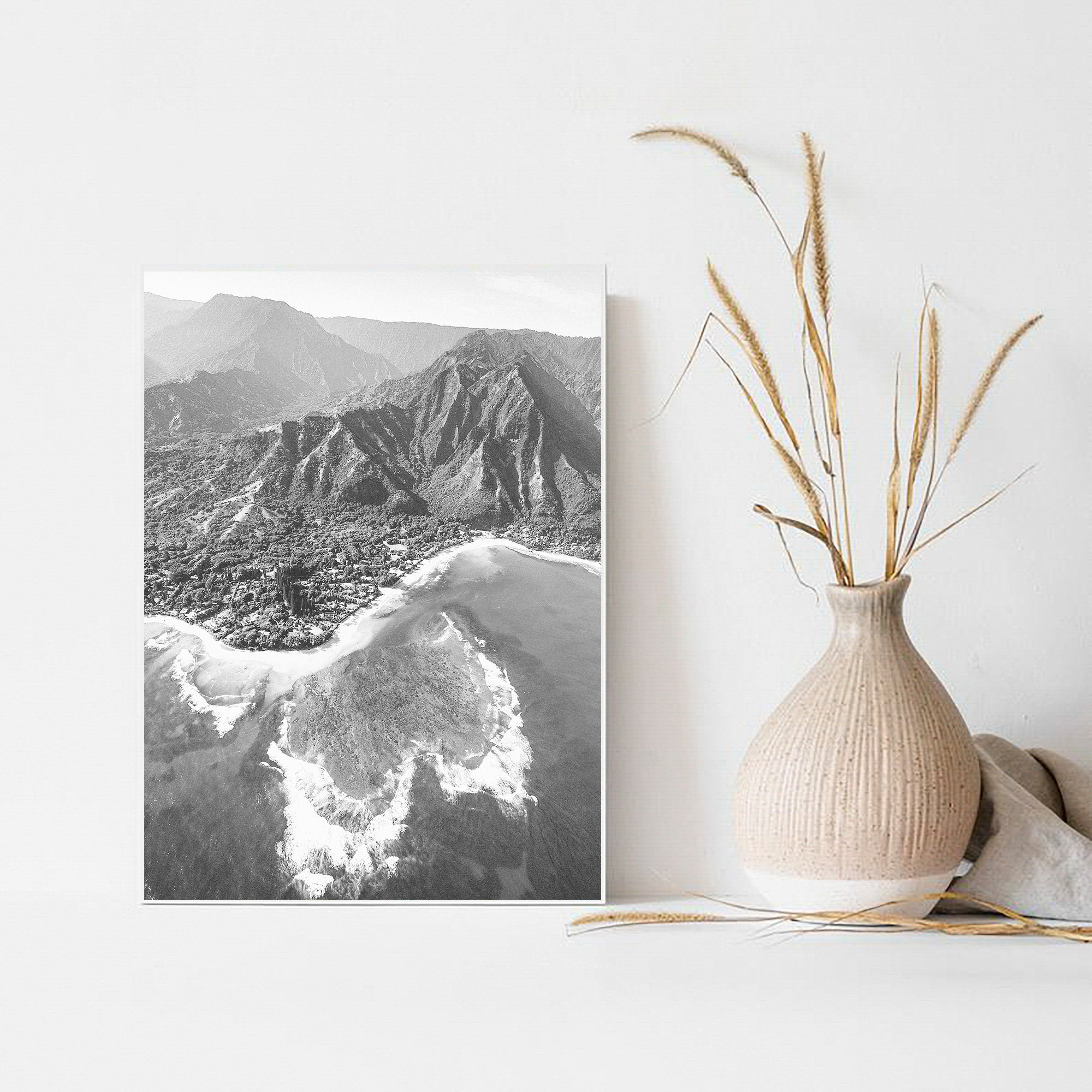Kauai Coastline Print: Black and White Hawaii Wall Art (digital ...