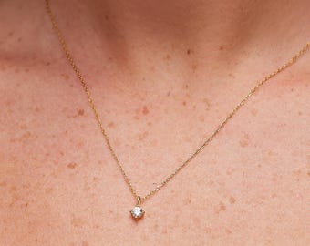 Collar minimalista de plata 925 bañado en oro de 18 quilates – Delicado collar de piedra solitaria – Douceness