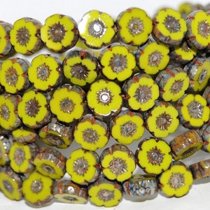 Table Cut round beads Hawaii flowers, 8 mm