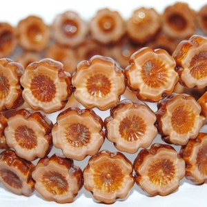Table Cut round beads Hawaii flowers, 14 mm