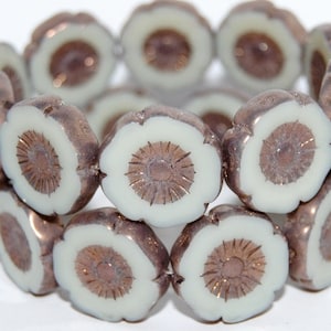 Table Cut round beads Hawaii flowers, 20 mm