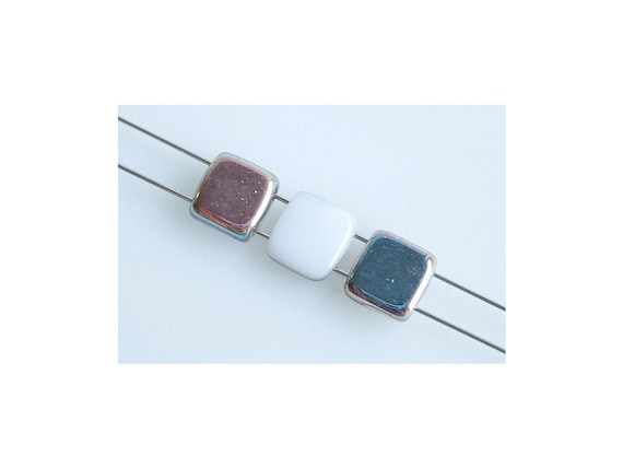 40 Tschechische Glasperlen Tile 6x6x3 Mm – Pastell Bordeaux, Zwei Löcher, Für Schmuck & Basteln