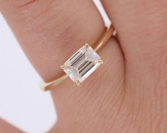 5x7 mm Emerald Cut Diamond Ring, 14K Gold Lab Grown Diamond Ring, Lab Created Diamond Jewelry Lab Grown Diamond Ring CVD Lab Diamond Jewelry