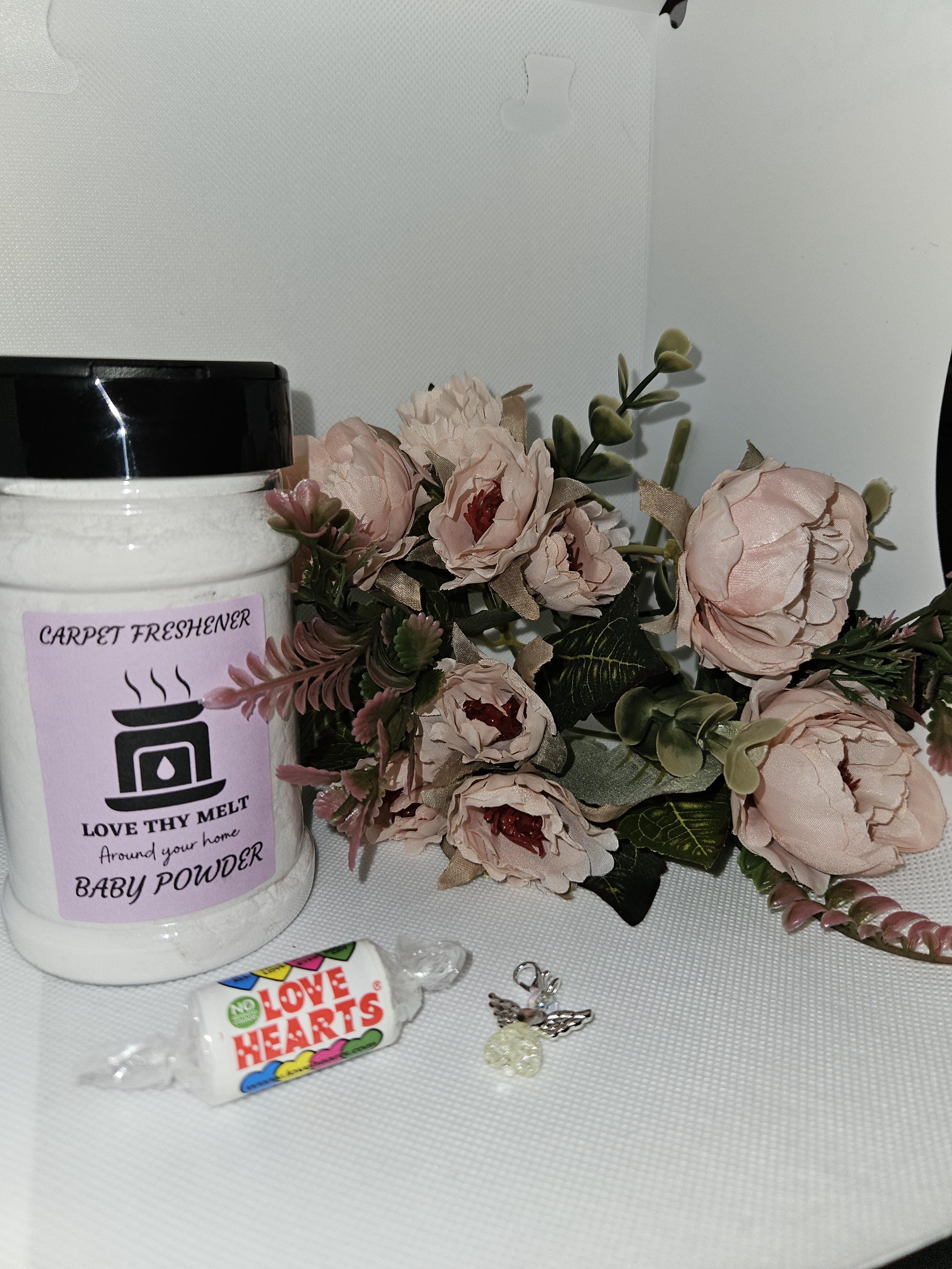 Carpet freshener, highly scented, shake n scent