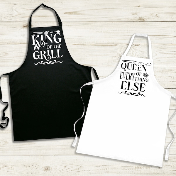 His And Hers Aprons, Aprons For Women Funny, Aprons For Men, Matching Aprons, Aprons Funny, Dad Aprons, Couples Kitchen Gifts, Mr & Mrs Gift