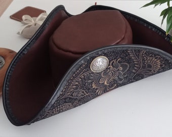 Big Pirate Tricorn Leather Hat Pattern for Cosplay or Halloween in multiple sizes. Beginner-Friendly Leather Pattern [PDF][PATTERN]