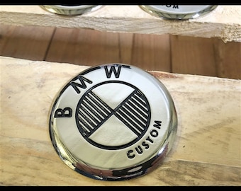 BMW Logo für Caferacer, Scrambler oder Streettracker CUSTOM (Set - zwei Stück) 70 mm
