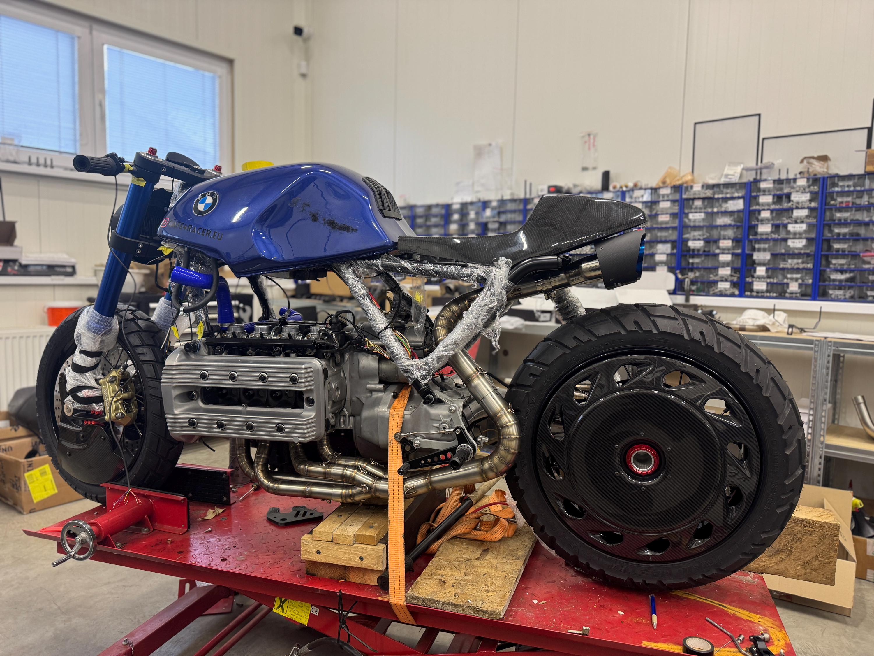 BMW K75 K100 K1100 Carbon Solo Seat, Cafe Racer Scrambler With