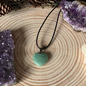 Green Aventurine Heart Gemstone Necklace on Chord New with Organza Bag. Healing Prosperity Stone. Gifts/Meditation Crystal image 2