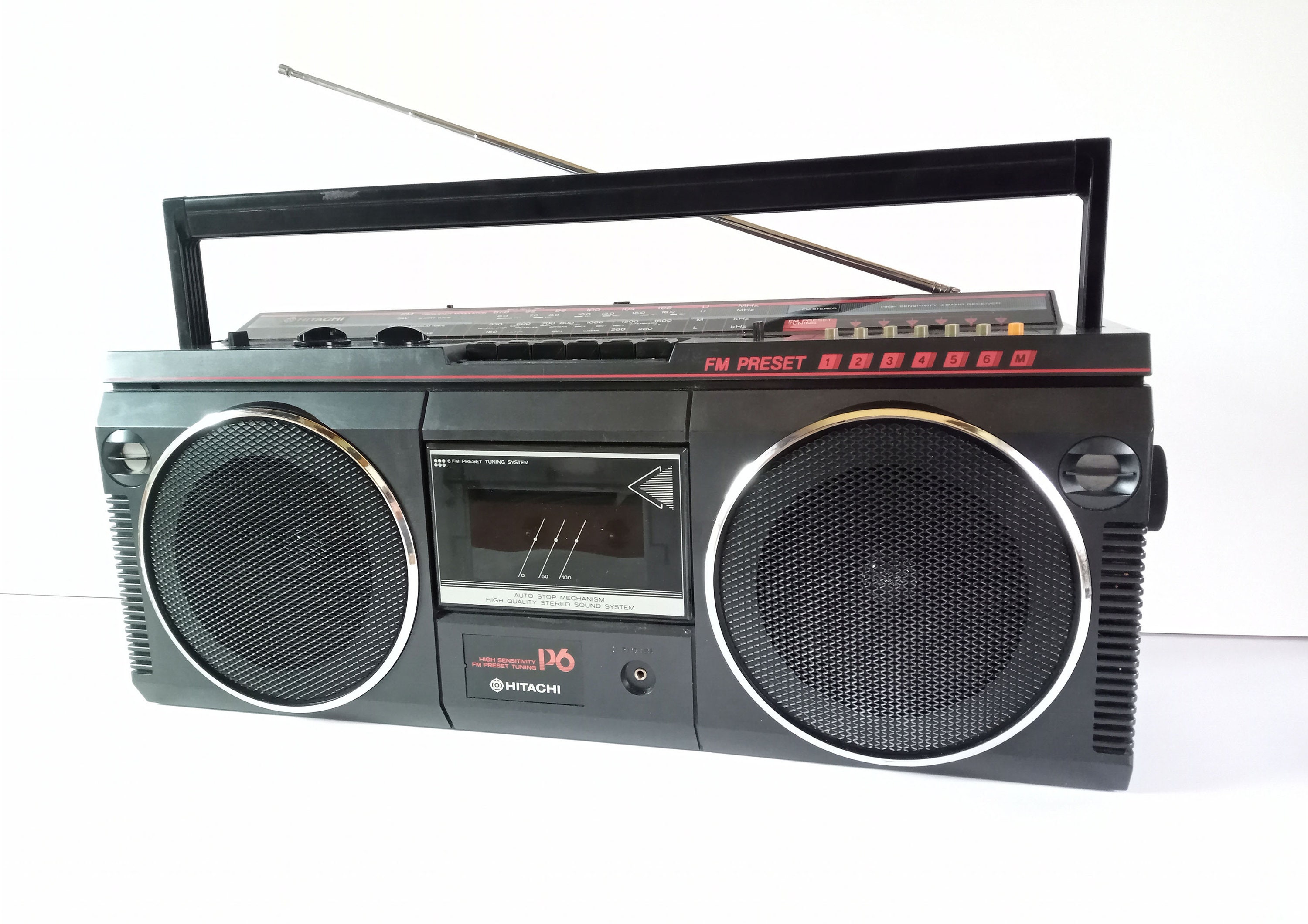 BOOMBOX GHETTOBLASTER RADIO CASSETTE PORTABLE HITACHI TRK-9015E EQUALISEUR