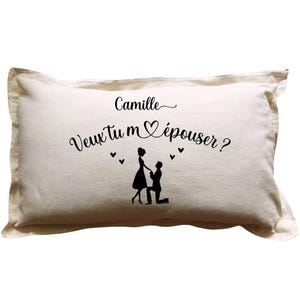 Personalized marriage proposal cushion &quot;Will you marry me?&quot;