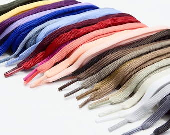 Cordones planos de 115 cm (45 pulgadas) - Cordones unisex sin elasticidad con herrete de plástico - Lacci Piatta - 1 a 72 pares