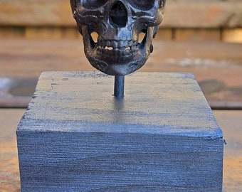 Handmade ragnar skull on a plinth