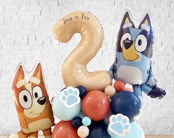 Scultura di palloncini Bluey fai da te, scultura di palloncini Bluey per compleanni di bambini, pila di palloncini Bluey, scultura Bluey, decorazioni per feste Bluey