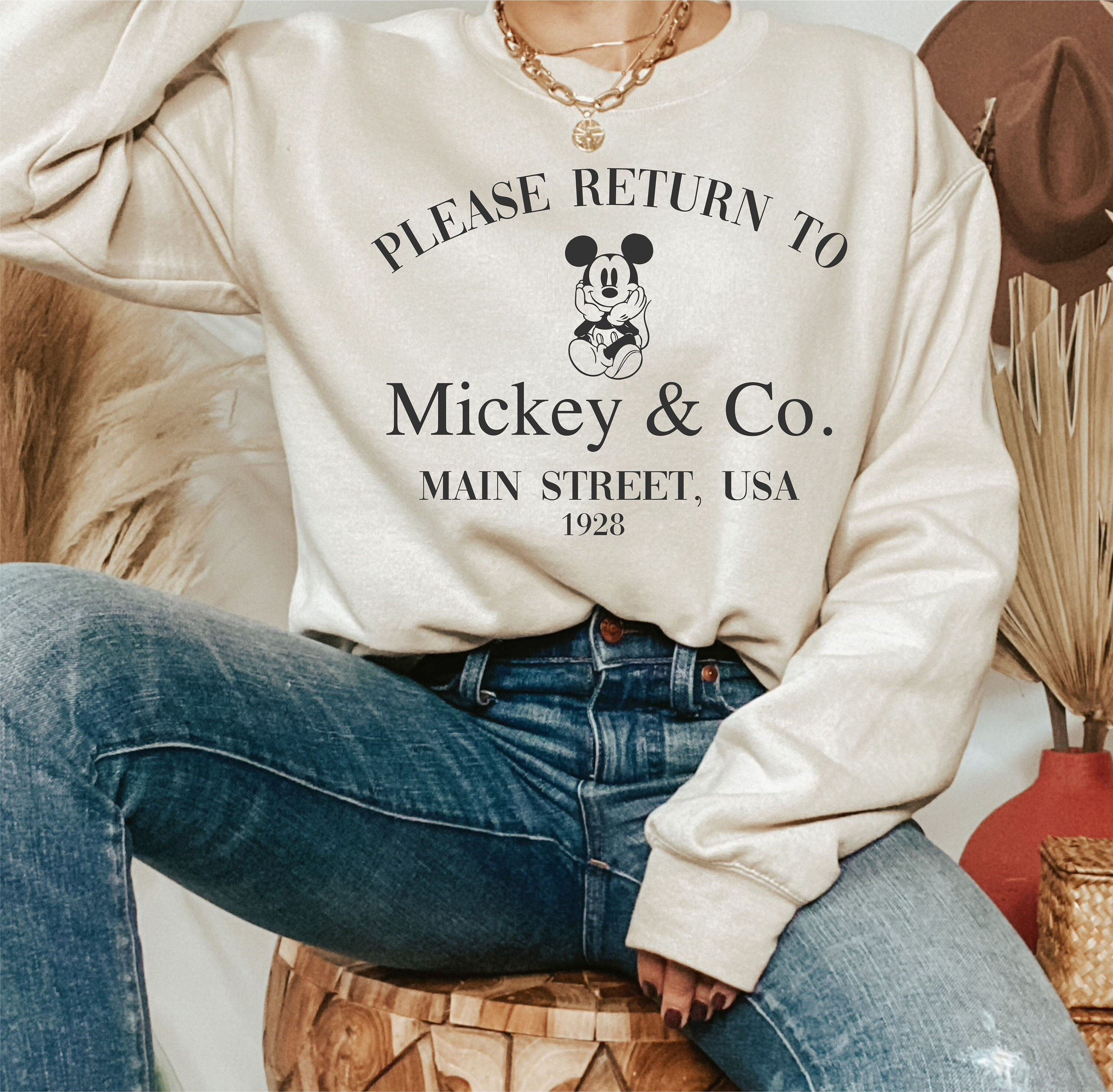 Mickey and hotsell co sweatshirt