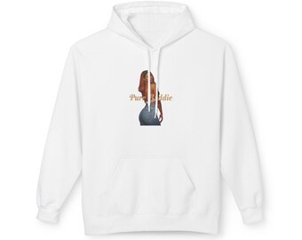 Cozy Fleece Hoodie: Relaxed Fit, Sustainable Style
