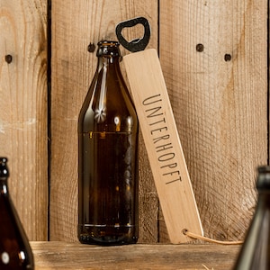 XXL Flaschenöffner personalisiert mit Gravur - Bierflaschenöffner, Geschenkidee für Papa, Mann, Freund & Opa, Öffner für echte Männer