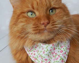 Cat Collar Bandana, Pink Flower Bandana