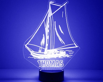 Barca a vela luminosa, regalo personalizzato, lampada notturna a LED a 16 colori, incisione GRATUITA, telecomando, regalo ideale per gli amanti della vela e delle barche.