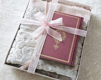 Customized Velvet Prayer Mat Set: Quran, Pearl Tasbih, Islamic Gift