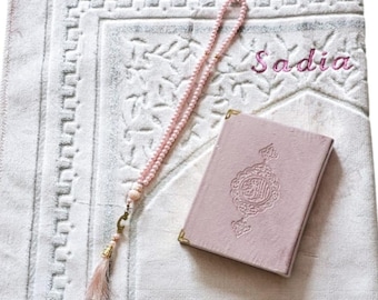 Custom Velvet Prayer Mat Set: Personalized Quran, Tasbih - Islamic Gift