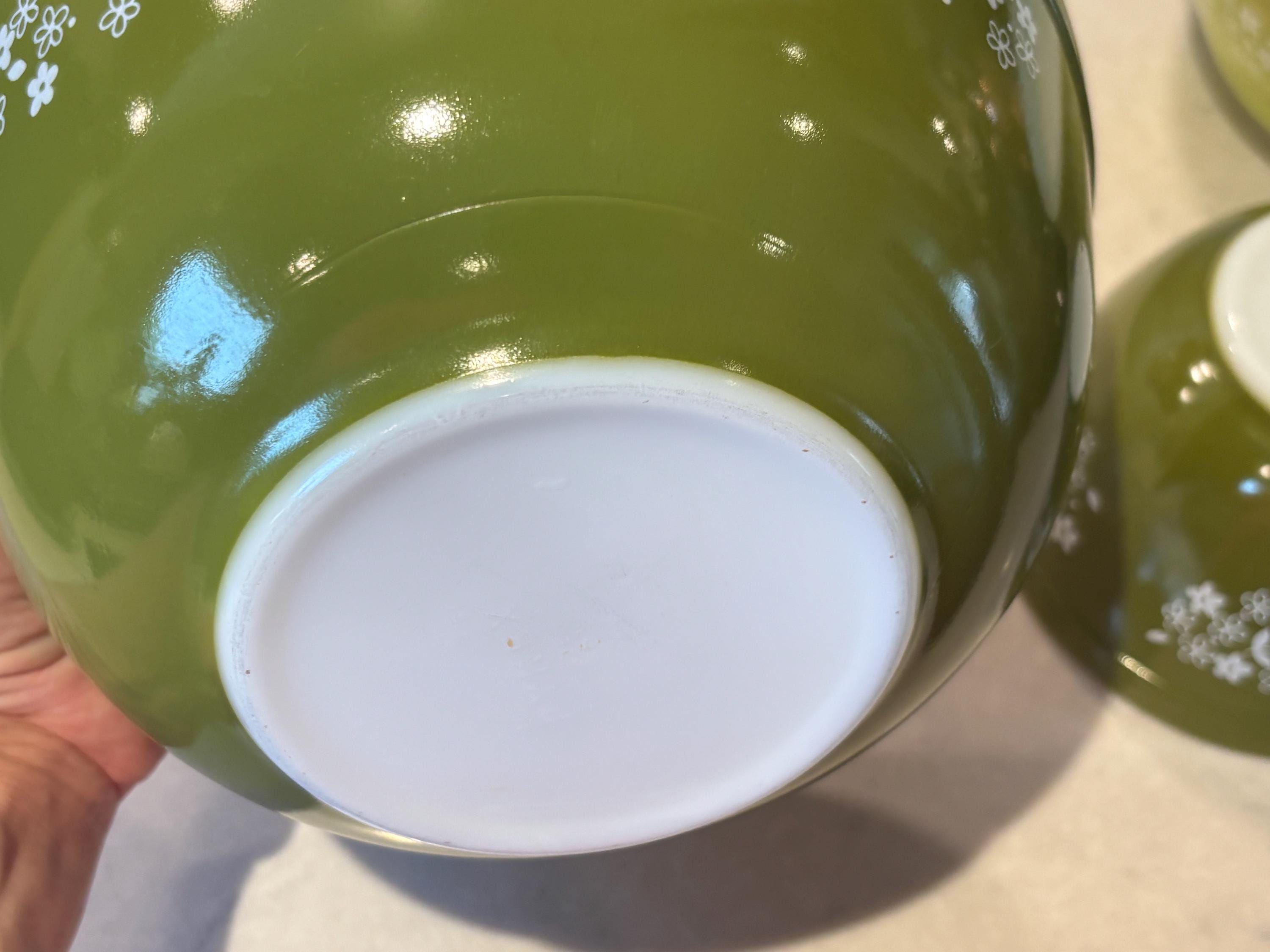 Pyrex Spring Blossom Green Crazy Daisy Corelle Corning Dinnerware