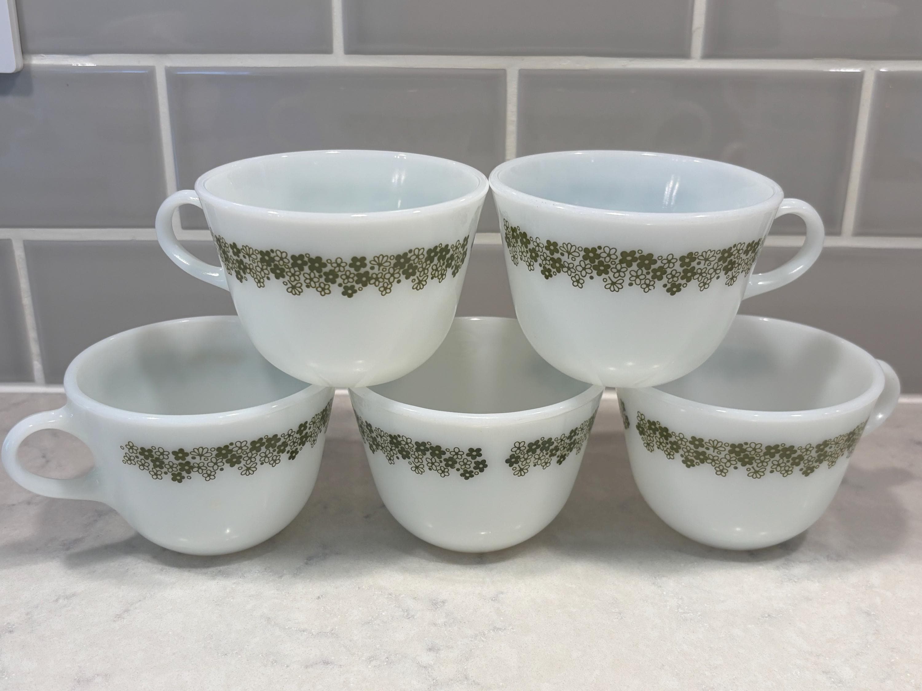 Pyrex Spring Blossom Green Crazy Daisy Corelle Corning Dinnerware