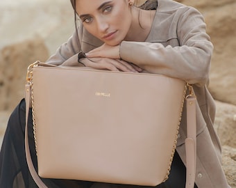 Handmade Leather Laptop Tote: Pink Vegetable Tanned Shoulder Bag