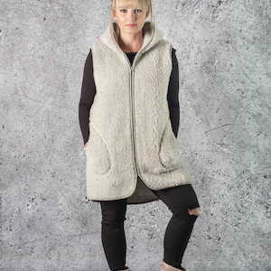 Merino Wool Gilet, Merino Wool Thermal, Soft Warm Comfort, Woolen Zipper Vest, organic camel wool, Hypoallergenic sleeveless, veste crochet