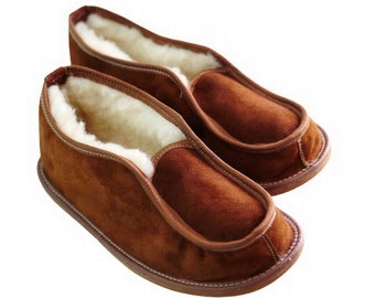 Man's full sheepskin slippers, Traditional woollen moccasins with fur Natural Sheep Warm 100% Wool Home Slippers, home slippers, handmade